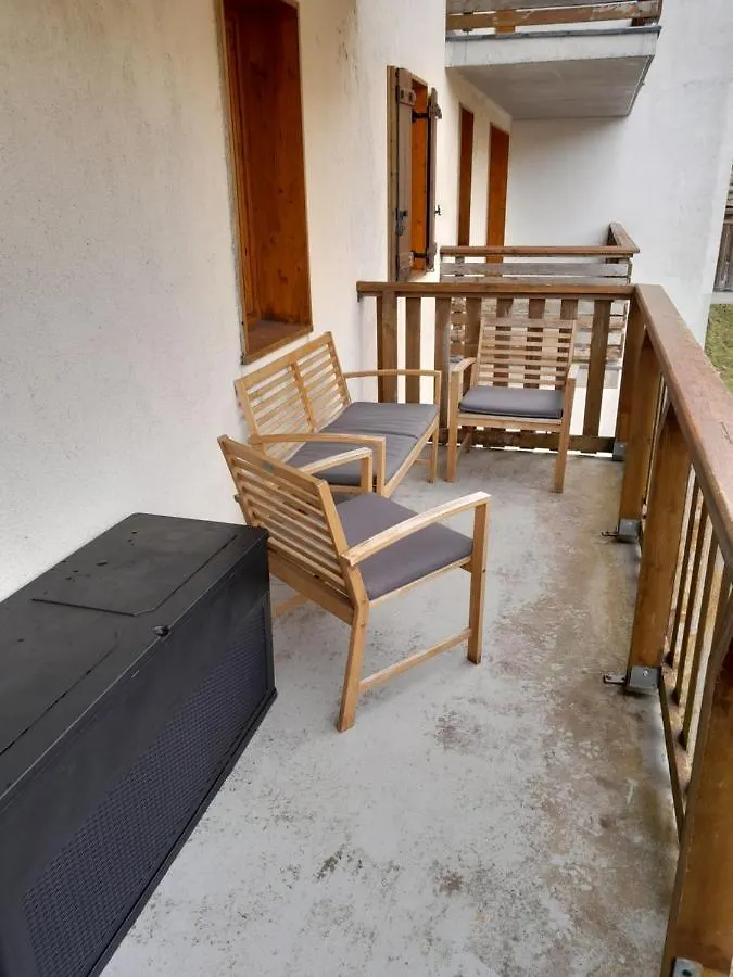 T2 Confortable - Piscine Chauffee - Super Besse Besse-et-Saint-Anastaise